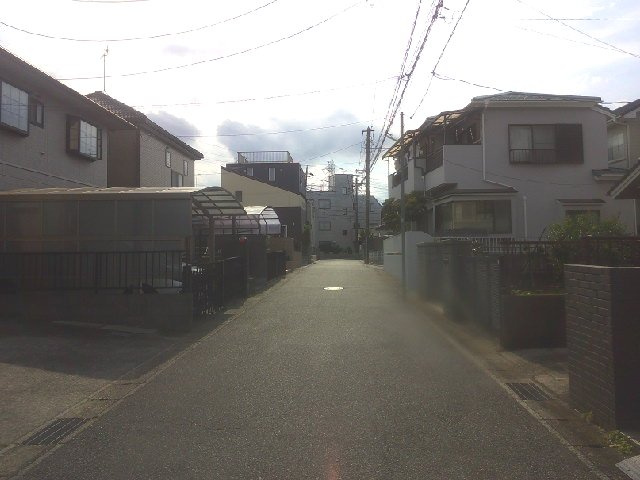 松戸市六実３丁目の倉庫