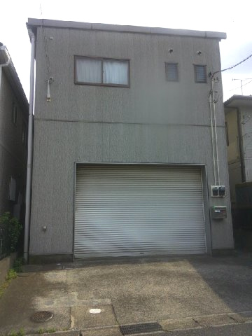 松戸市六実３丁目の倉庫