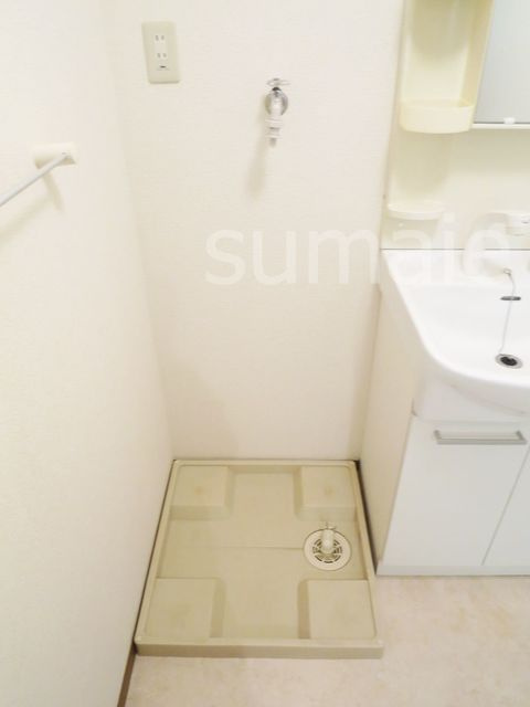 リブェールの洗面所|室内洗濯機置き場。
