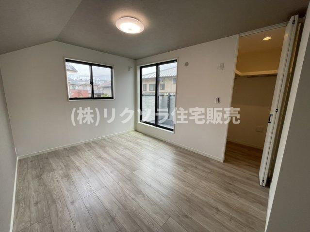 成田町　新築一戸建ての内装|洋室7.5帖
■物件内覧・資金計画相談・住宅ローン相談、リフォーム相談、お問合せ受付中■
※当日・翌日のご内覧、ご相談はお電話でのお問合せがスムーズです！