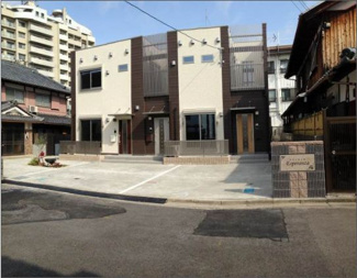 【駐車場】