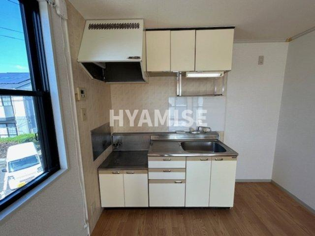 プレジール宮小路A棟のキッチン