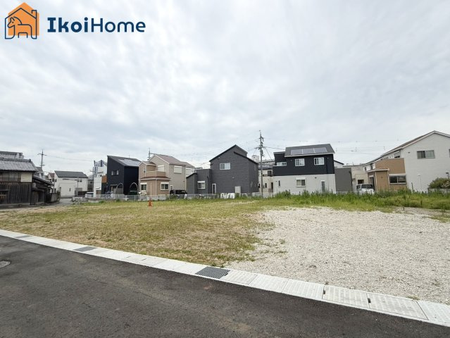 明石市魚住町清水　土地の前面道路含む現地写真|●年中無休：当日予約可●更地につき解体費用不要です。