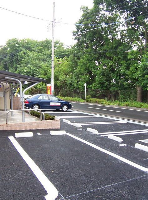 レイン　ツリーの駐車場