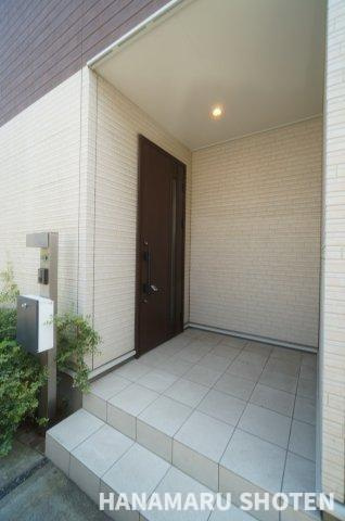 中古　千葉市若葉区桜木の玄関|＊当日ご案内可＊ご希望の物件まとめてご案内！弊社が掲載していない物件でもOK♪お気軽にご相談ください ♪お電話でのお問合わせがスムーズ♪