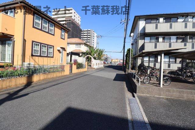 エターナルセンチュリーの周辺