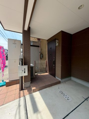 深野4丁目　中古一戸建ての駐車場|■物件内覧・資金計画相談・住宅ローン相談、リフォーム相談、お問合せ受付中■
※当日・翌日のご内覧、ご相談はお電話でのお問合せがスムーズです！
