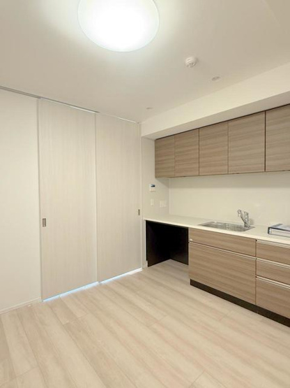 【居間・リビング】クレストコート北千住レジデンス
