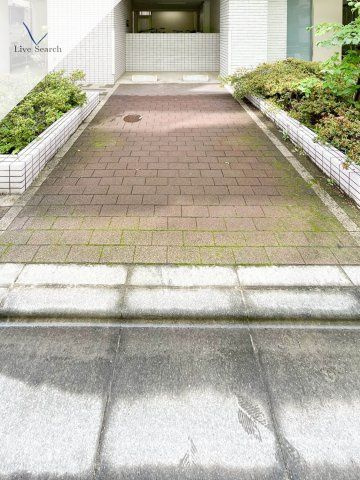 アマヴェル墨田 の駐車場