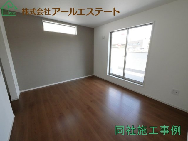 加古川市加古川町粟津　　新築戸建の洋室|同社施工事例