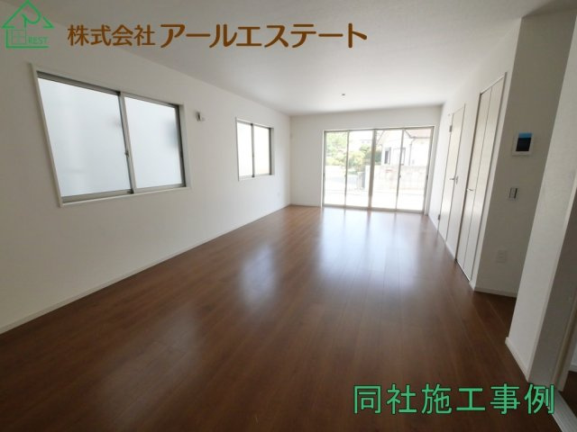 加古川市加古川町粟津　　新築戸建の内装|同社施工事例