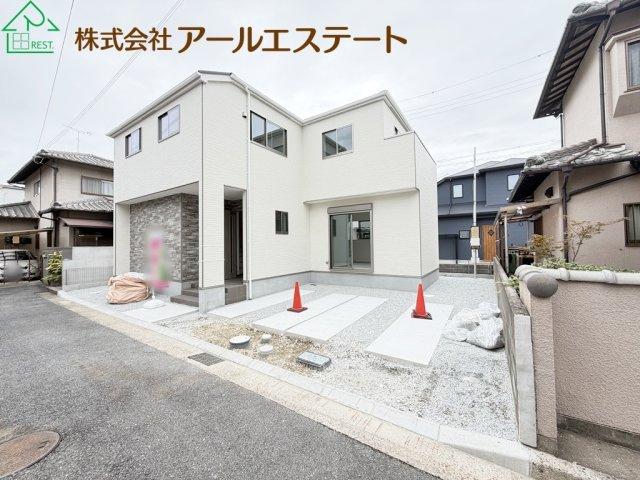 加古川市加古川町粟津　　新築戸建の外観