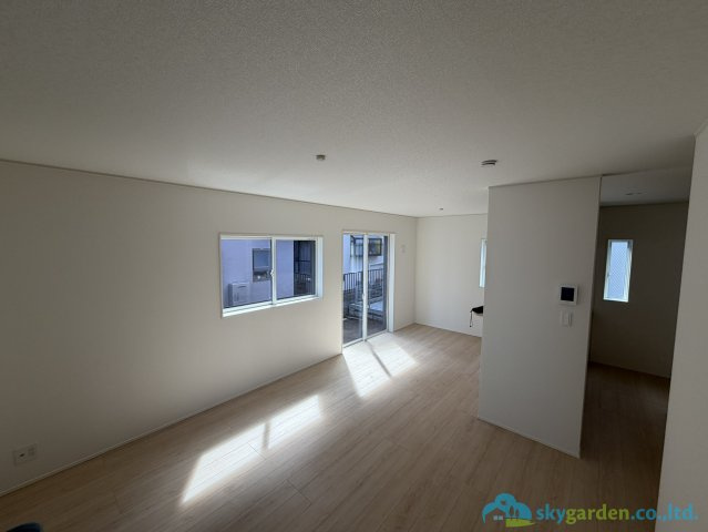 平塚市西真土第7　新築戸建　全1棟1号棟の居間・リビング