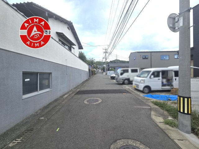 福岡市東区多々良2丁目第1-3棟（1号棟）の外観|前面道路含む現地の写真です。