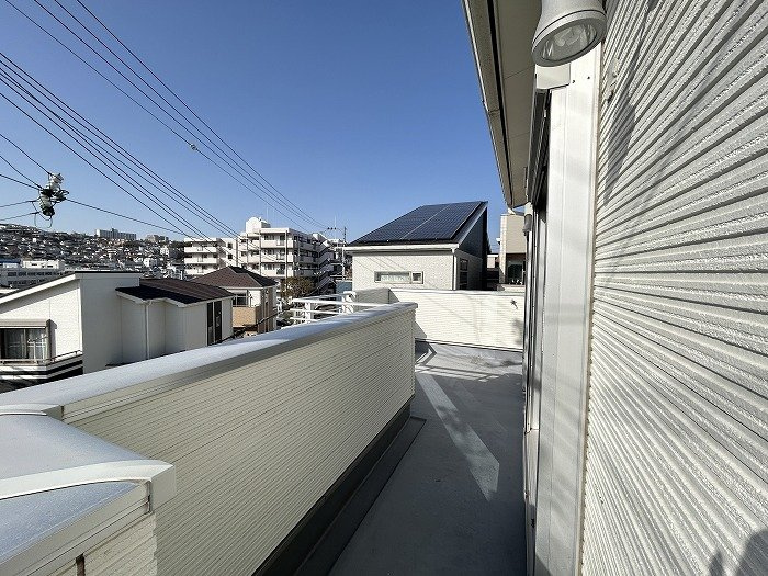 神戸市垂水区山手　中古戸建のバルコニー