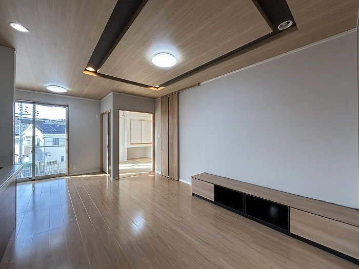 神戸市垂水区山手　中古戸建の居間・リビング