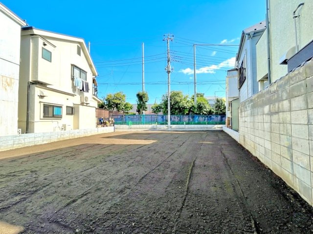 板橋区大谷口1丁目 限定1区画の外観|【弊社にて現地販売会開催中】
ゆとりある敷地は様々なプランに対応可能です♪♪
注文住宅・店舗・賃貸併用住宅・一棟収益等
南向き公道に面し陽当り良好♪