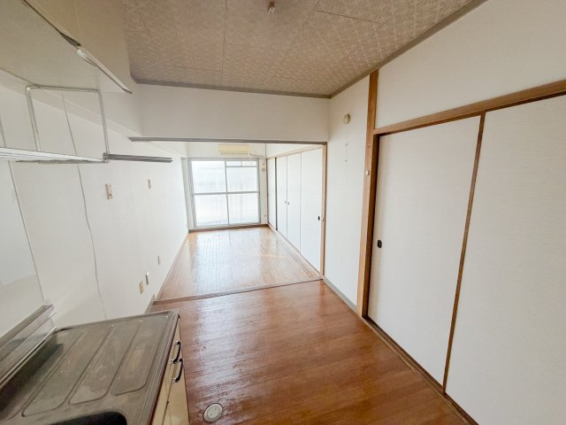 西旭町マンションの居間・リビング|おしゃれなリビングです