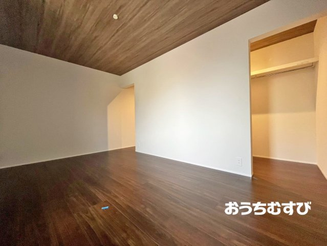 春日井市中野町3期(全1棟)の洋室