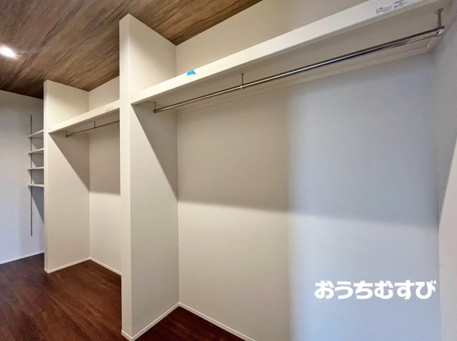 春日井市中野町3期(全1棟)の収納