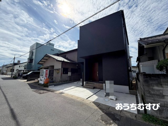 春日井市中野町3期(全1棟)の前面道路含む現地写真