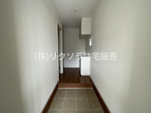 国松町　新築一戸建ての内装|玄関内部
■物件内覧・資金計画相談・住宅ローン相談、リフォーム相談、お問合せ受付中■
※当日・翌日のご内覧、ご相談はお電話でのお問合せがスムーズです！