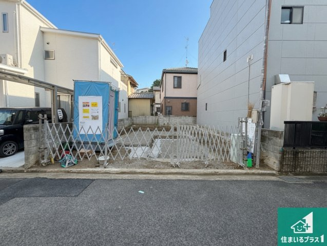 柏原市田辺　新築一戸建ての外観|現在建築中！落ち着いた街並みで新生活を始めることが出来そう！周辺の物件も併せてご紹介させて頂きます！