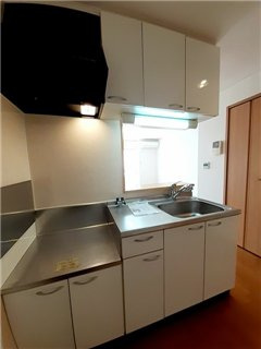 リヴェール喜のキッチン|パース写真