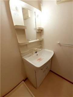 リヴェール喜の洗面所|パース写真