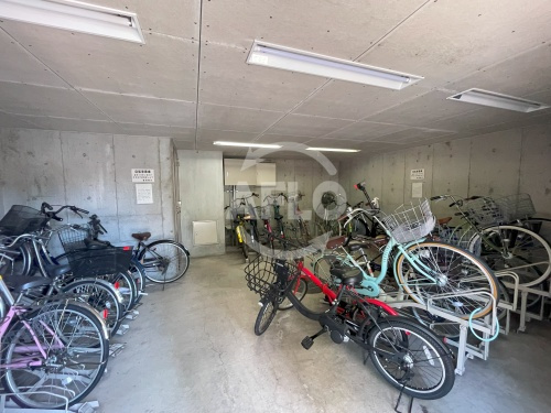 ディオ・フェルティ長居　長居小学校のその他共用部分|ディオ・フェルティ長居　駐輪場