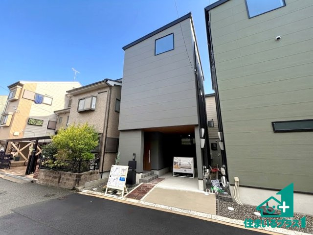 ■枚方市宮之阪　新築一戸建ての外観|お客様に長く安心して住んでいだだける事にこだわった家づくり！住んでからのアフターサービスにもしっかりと取り組んでいます！