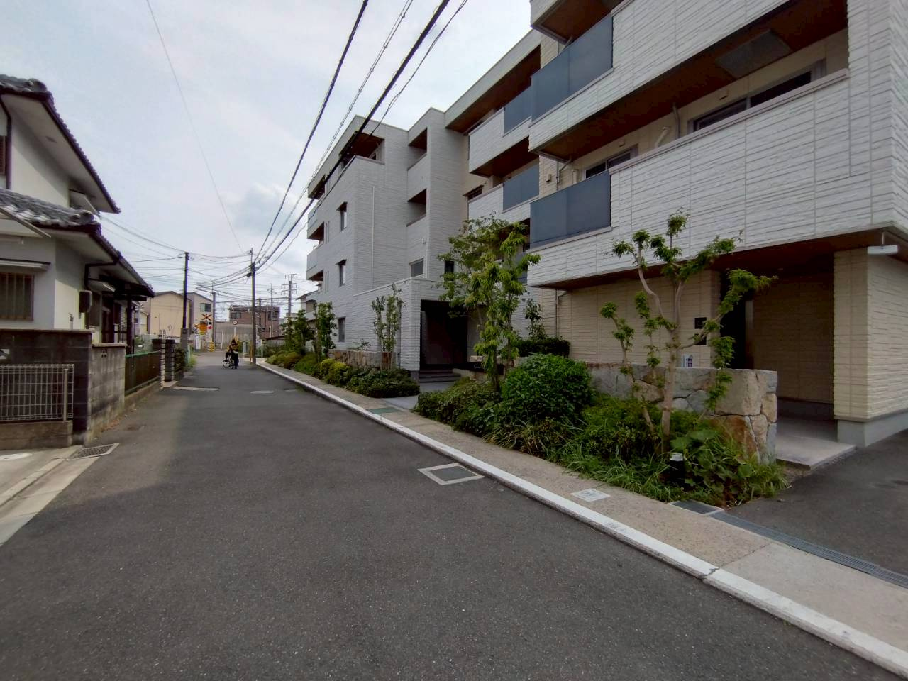 グランテージ高槻の周辺