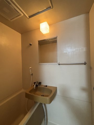 センチュリー寝屋川の洗面所
