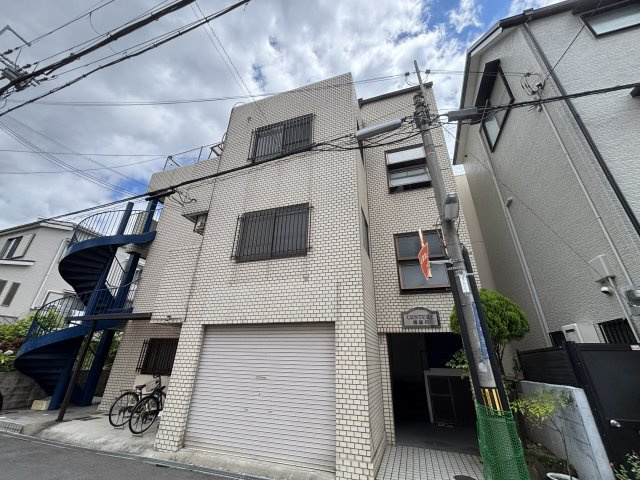 センチュリー寝屋川の外観