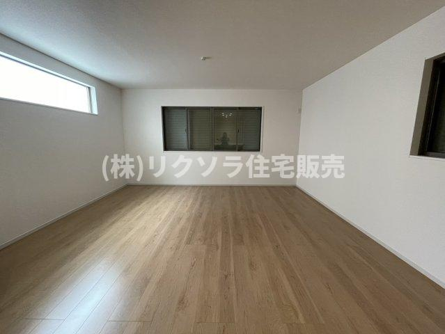 三井が丘三丁目　新築一戸建てのダイニング|LDK18.0帖
■物件内覧・資金計画相談・住宅ローン相談、リフォーム相談、お問合せ受付中■
※当日・翌日のご内覧、ご相談はお電話でのお問合せがスムーズです！