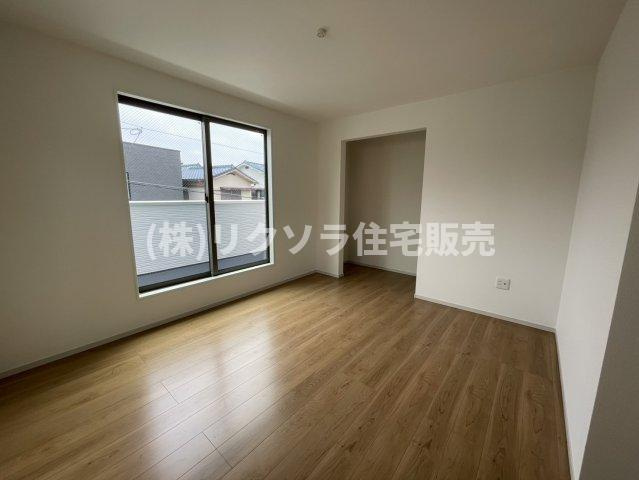 三井が丘三丁目　新築一戸建ての子供部屋|洋室7.5帖
■物件内覧・資金計画相談・住宅ローン相談、リフォーム相談、お問合せ受付中■
※当日・翌日のご内覧、ご相談はお電話でのお問合せがスムーズです！
