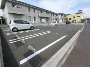 【駐車場】