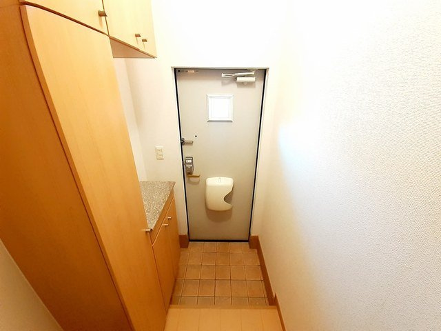 グリーンローズＡの玄関