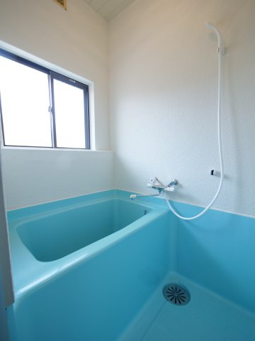 新丸栄コーポの浴室