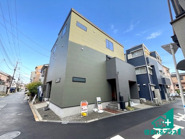 ■枚方市宮之阪　新築一戸建ての外観|お客様に長く安心して住んでいだだける事にこだわった家づくり！住んでからのアフターサービスにもしっかりと取り組んでいます！