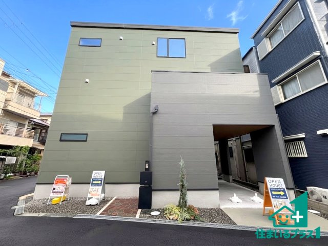 ■枚方市宮之阪　新築一戸建ての外観|安心の10年保証！外観を美しく保ち、雨水で汚れを落とします！気になることがありましたら、お気軽にお問い合わせください！