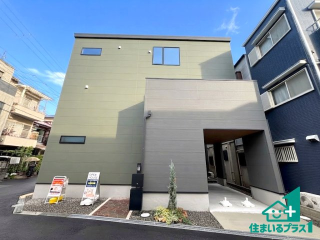 ■枚方市宮之阪　新築一戸建ての外観|お客様に長く安心して住んでいだだける事にこだわった家づくり！住んでからのアフターサービスにもしっかりと取り組んでいます！