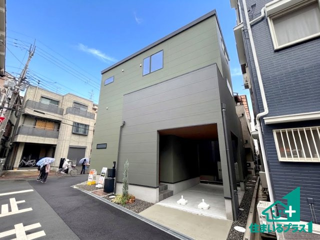 ■枚方市宮之阪　新築一戸建ての外観|安心の10年保証！外観を美しく保ち、雨水で汚れを落とします！気になることがありましたら、お気軽にお問い合わせください！