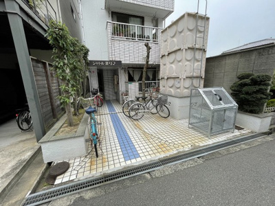 【エントランス】 | シャトルハリマ