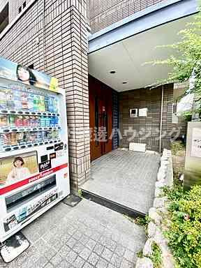 サンライズコート緑地公園の外観