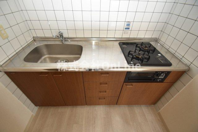 八尾市佐堂町１丁目の賃貸マンションのキッチン