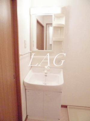 【洗面所】 | 桐屋ビル | 独立洗面台です。