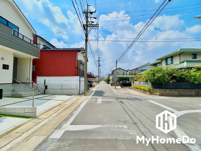 守山区白沢町の前面道路含む現地写真