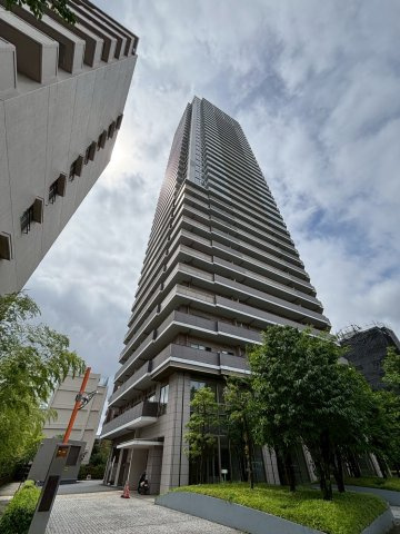 ルネッサンスタワー上野池之端の外観