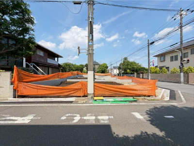 【前面道路含む現地写真】 | 杉並区善福寺4丁目　新築戸建　3号棟 9690万円